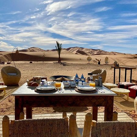 Hotel Tuda Luxury Camp à Merzouga Extérieur photo
