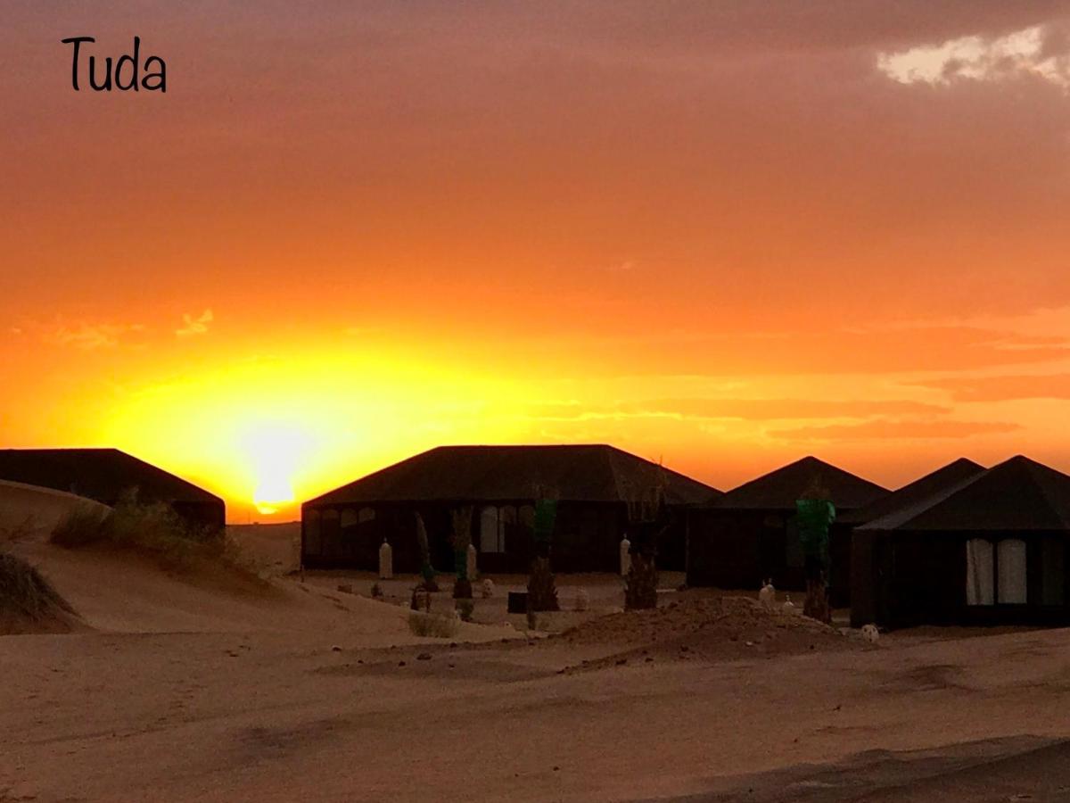 Hotel Tuda Luxury Camp à Merzouga Extérieur photo